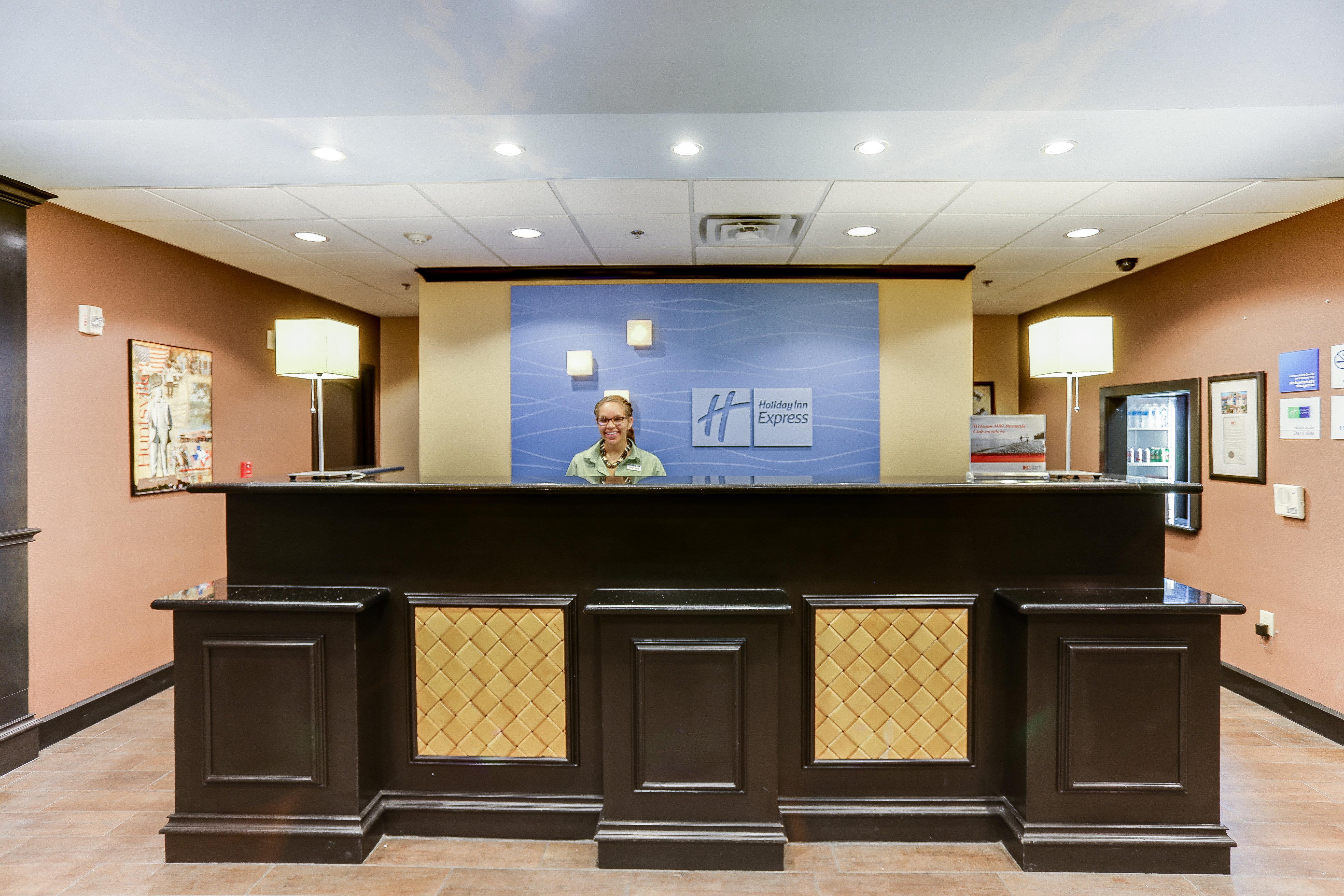 Holiday Inn Express Hotel & Suites Huntsville By Ihg Exteriör bild