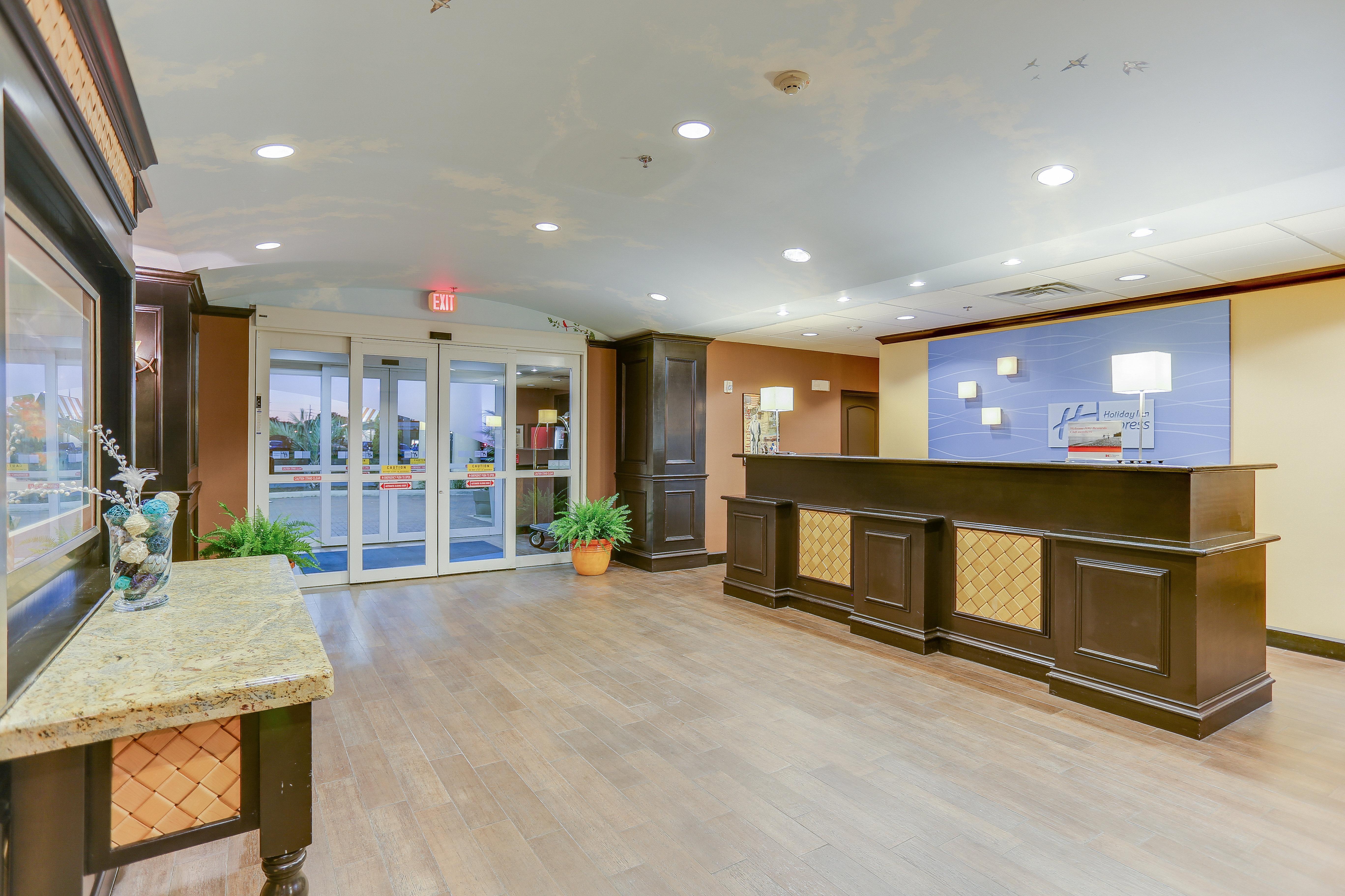 Holiday Inn Express Hotel & Suites Huntsville By Ihg Exteriör bild