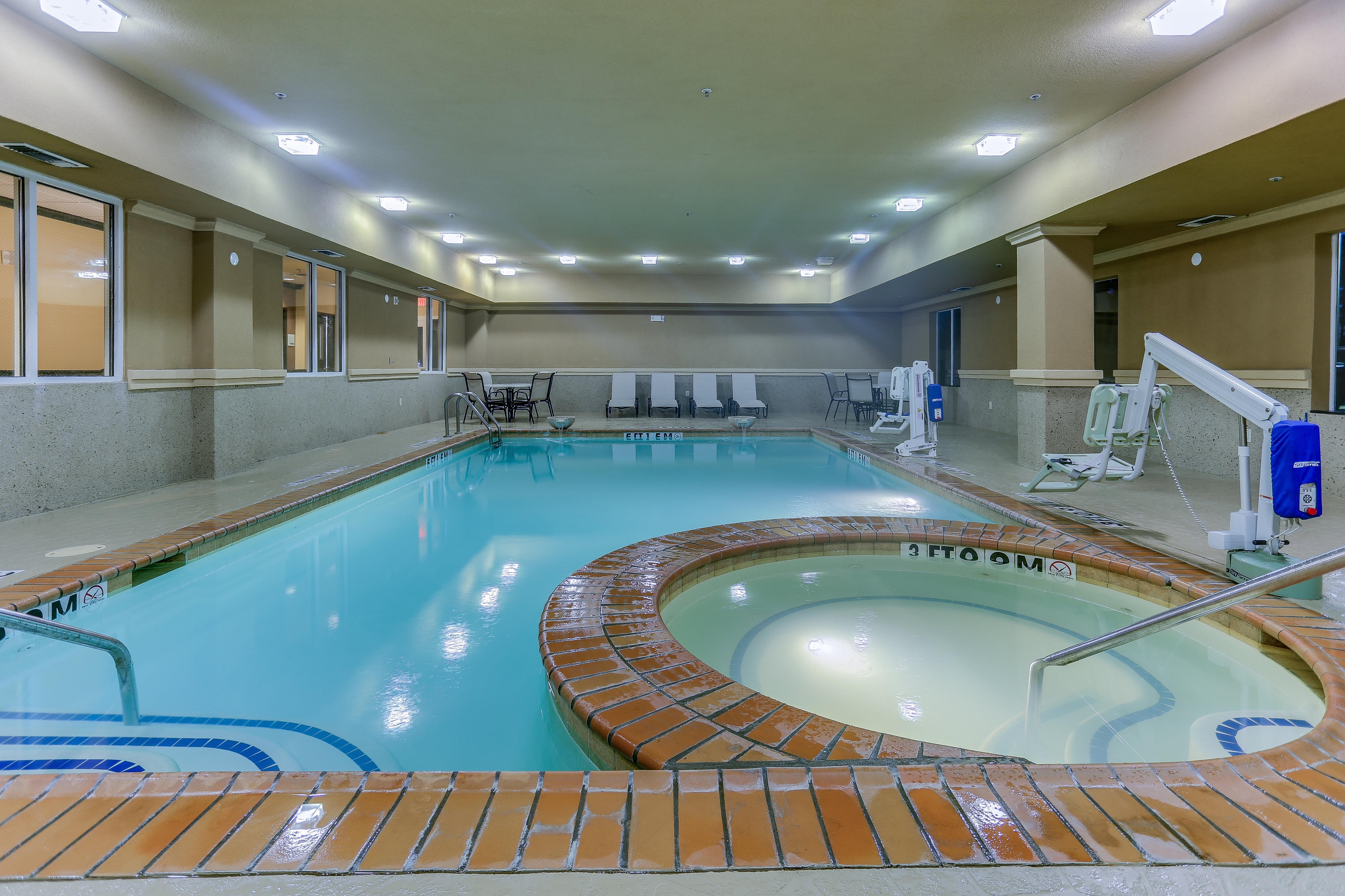 Holiday Inn Express Hotel & Suites Huntsville By Ihg Exteriör bild